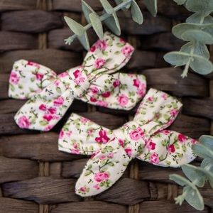 Floral Hair Bow Piggies